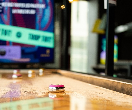Circus, bar à jeux sur Bordeaux, shuffleboard