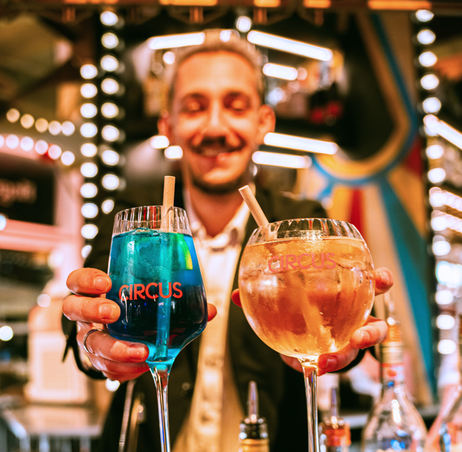 Circus bar à jeux Bordeaux EVG EVJF